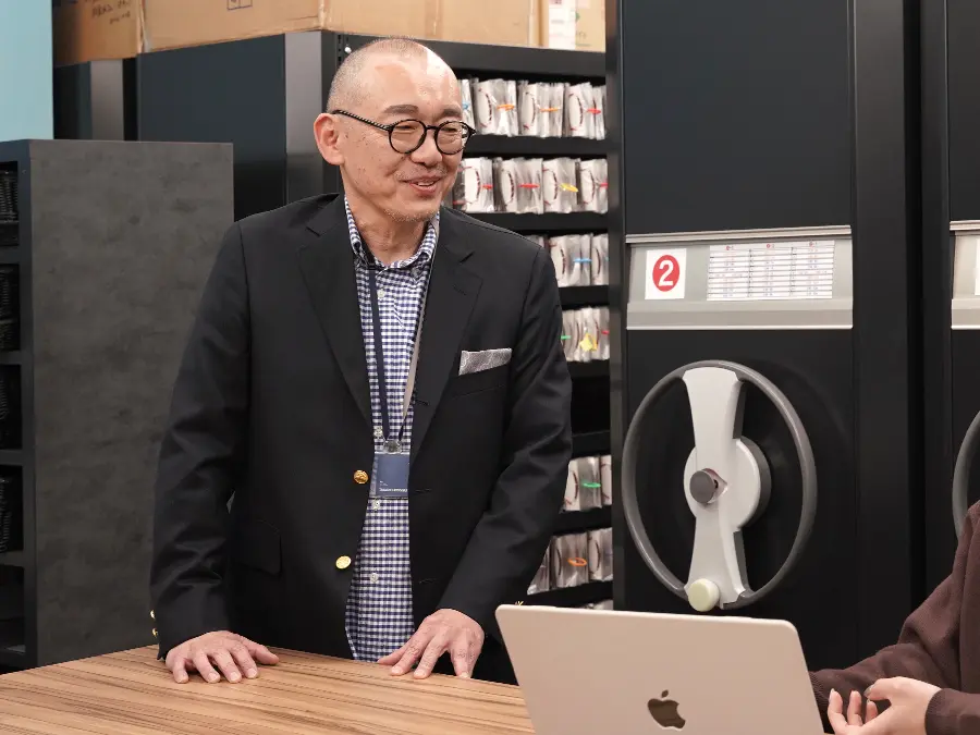 本部 シニアオフィサー 画像